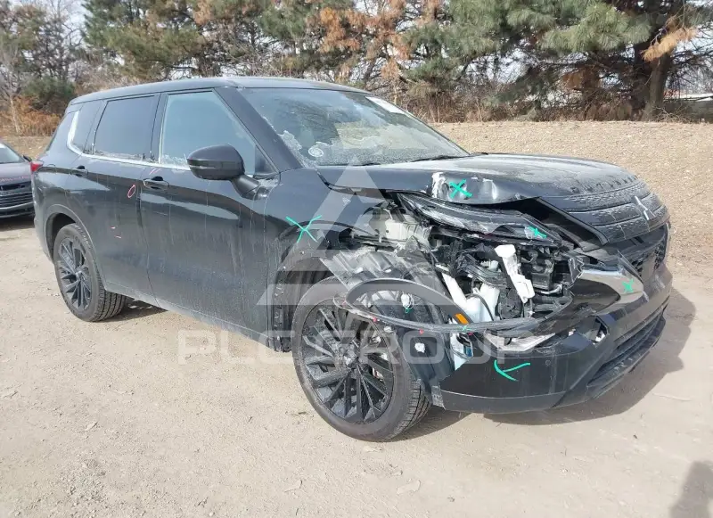 2023 Mitsubishi OUTLANDER фото