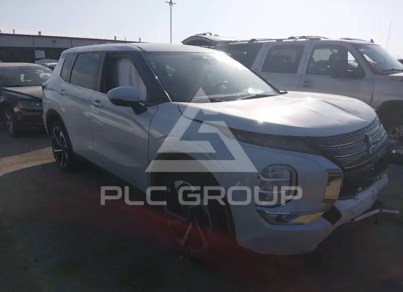 2023 Mitsubishi OUTLANDER фото