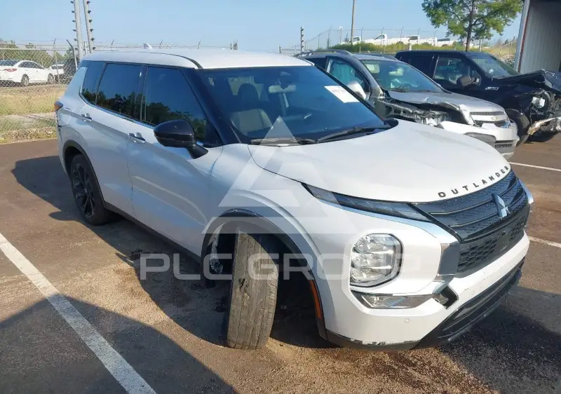 2023 Mitsubishi OUTLANDER фото