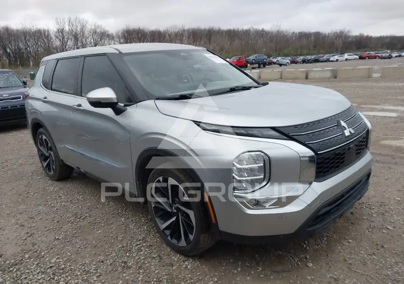 2023 Mitsubishi OUTLANDER фото