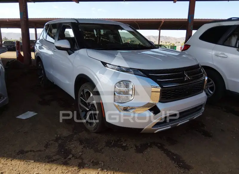 2023 Mitsubishi OUTLANDER фото