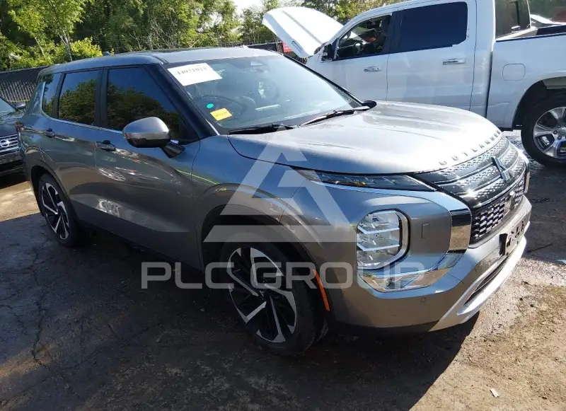 2023 Mitsubishi OUTLANDER фото
