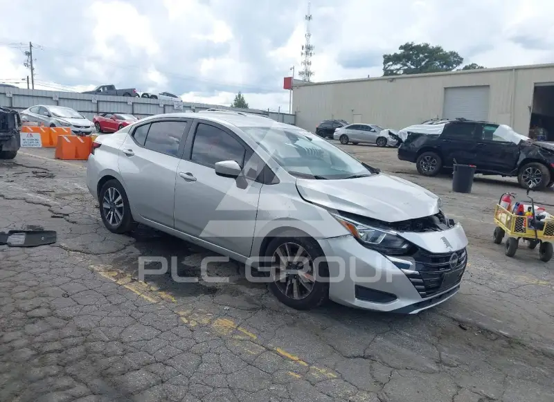 2023 Nissan VERSA photo
