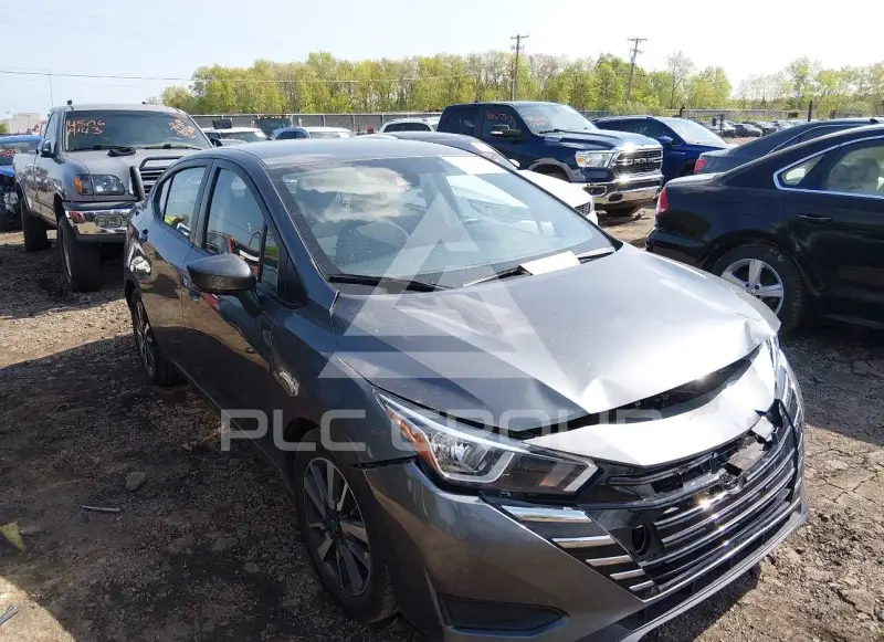 2023 Nissan VERSA photo