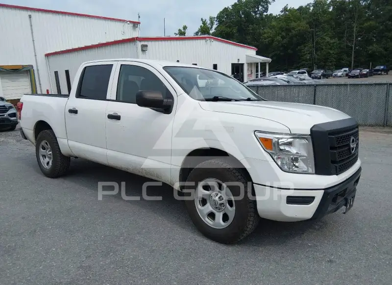 2023 Nissan TITAN фото