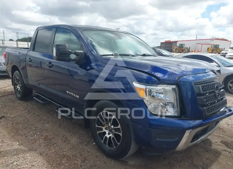 2023 Nissan TITAN фото