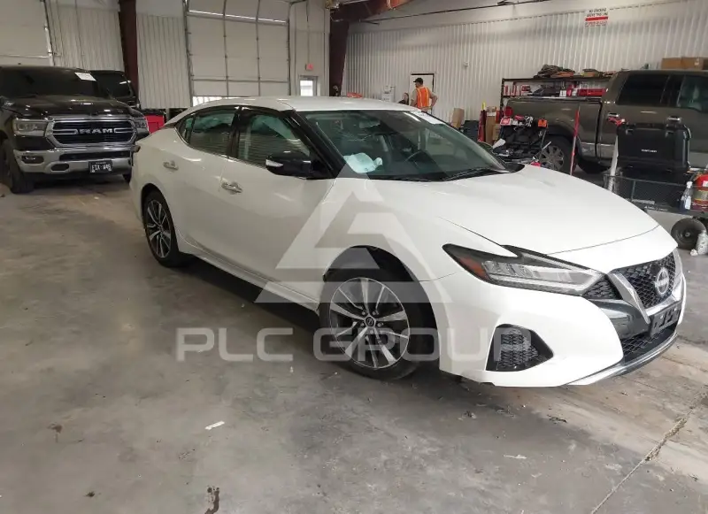2023 Nissan MAXIMA фото