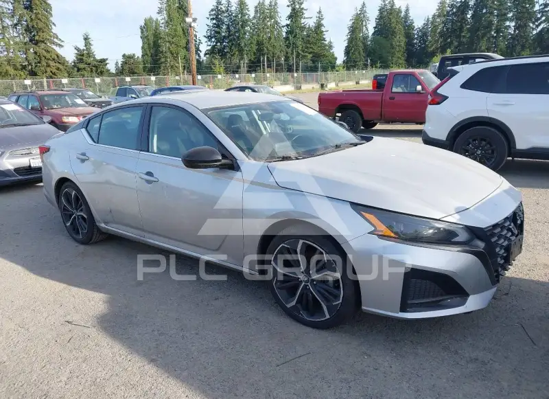 2023 Nissan ALTIMA photo