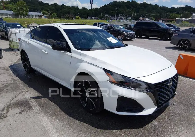 2023 Nissan ALTIMA фото