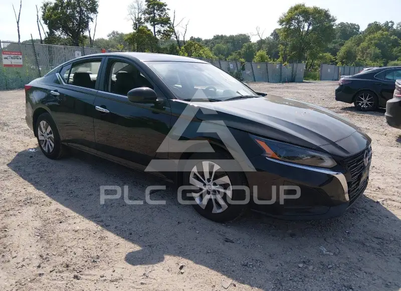 2023 Nissan ALTIMA photo