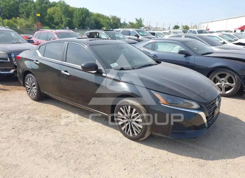 2023 Nissan ALTIMA photo