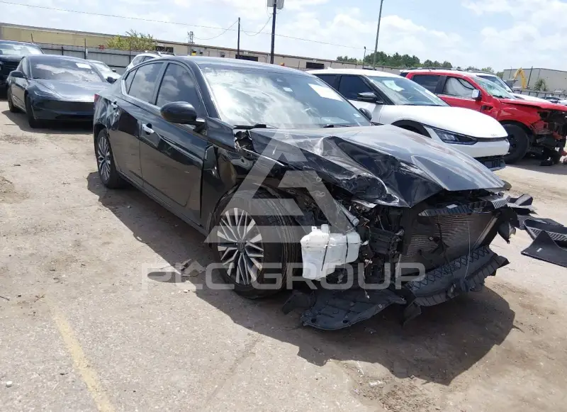 2023 Nissan ALTIMA photo