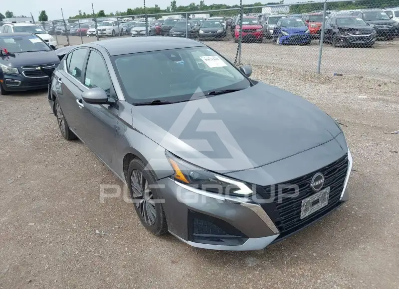 2023 Nissan ALTIMA фото