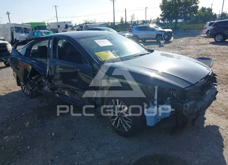 2023 Nissan ALTIMA photo