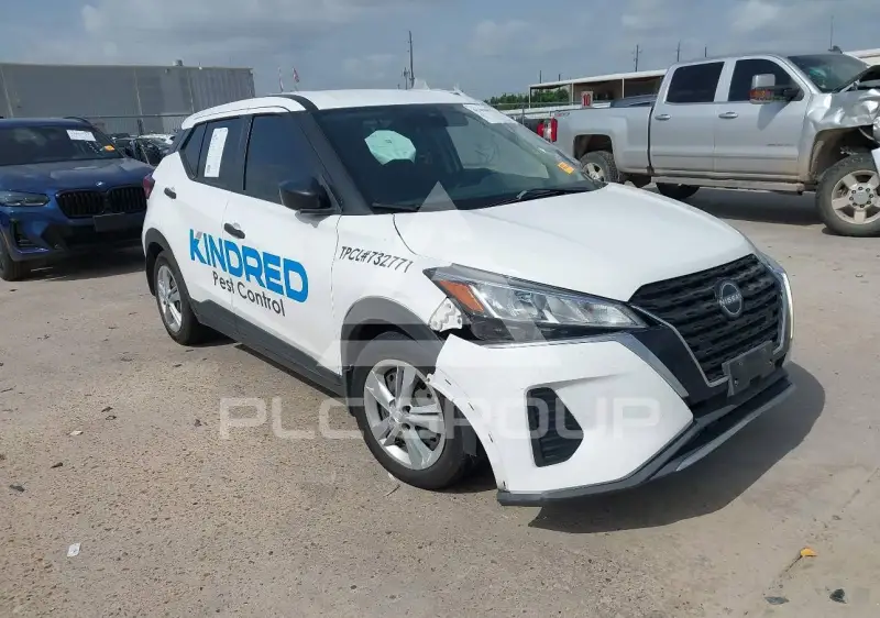 2023 Nissan KICKS фото