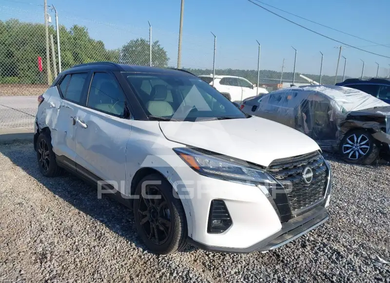 2023 Nissan KICKS фото