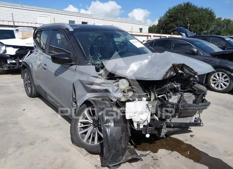 2023 Nissan KICKS фото