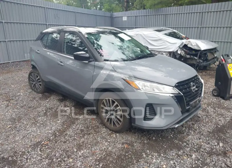 2023 Nissan KICKS photo