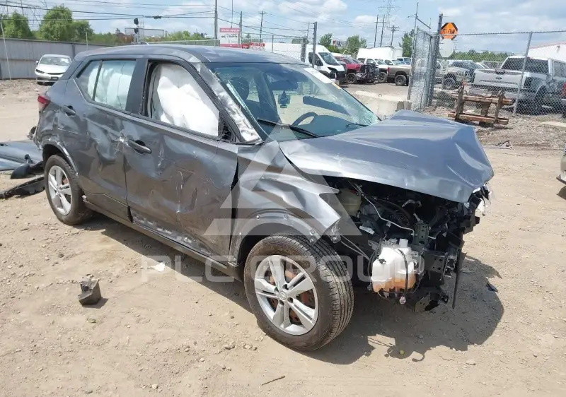 2023 Nissan KICKS фото