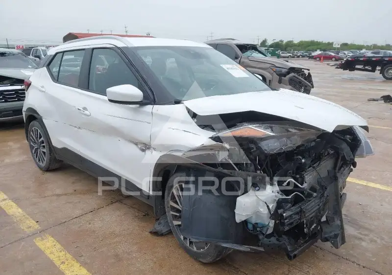 2023 Nissan KICKS фото