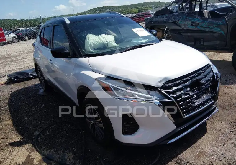 2023 Nissan KICKS фото