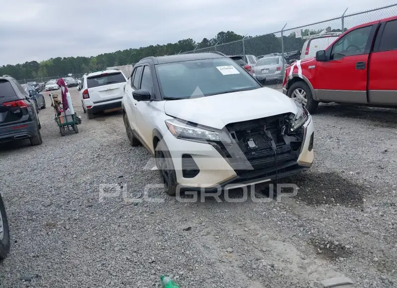 2023 Nissan KICKS фото