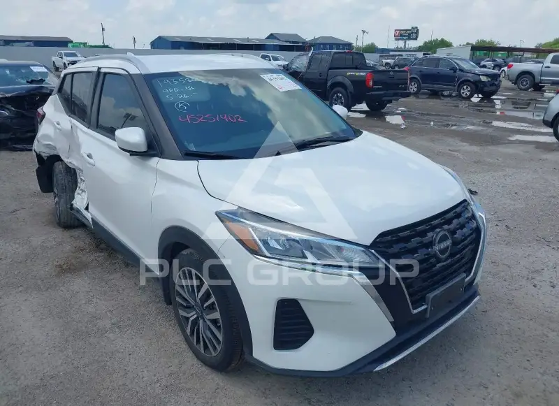 2023 Nissan KICKS photo