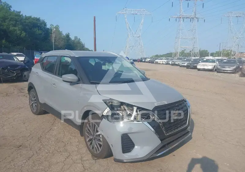 2023 Nissan KICKS фото