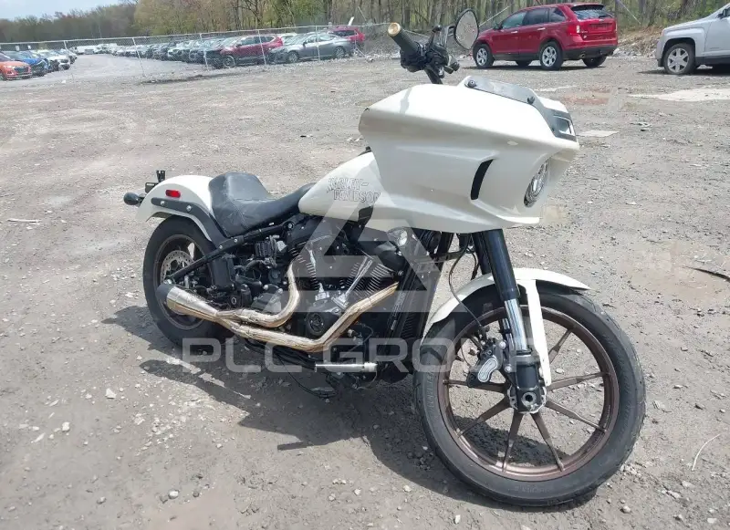 2023 Harley-Davidson FXLR photo