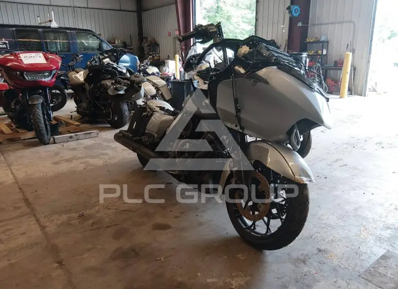 2023 Harley-Davidson FLTRX фото