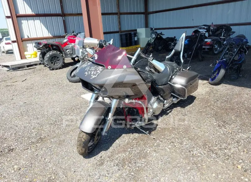 2023 Harley-Davidson FLTRX фото