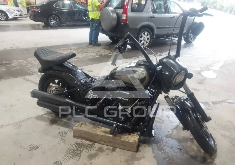 2023 Harley-Davidson FXBBS фото