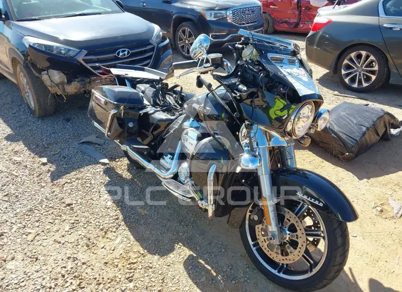 2023 Harley-Davidson FLHTK photo