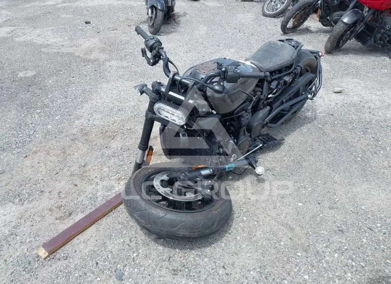 2023 Harley-Davidson  фото