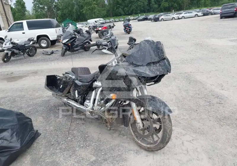 2023 Harley-Davidson FLTRX фото