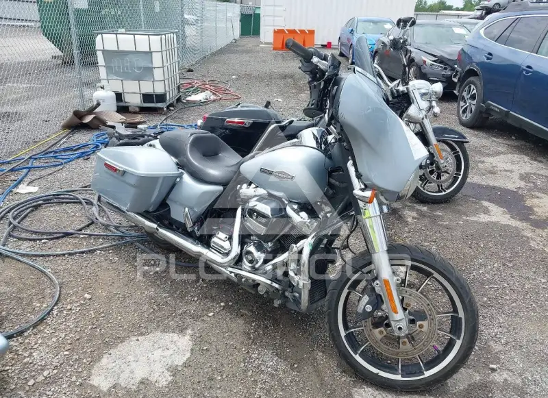 2023 Harley-Davidson FLHX фото