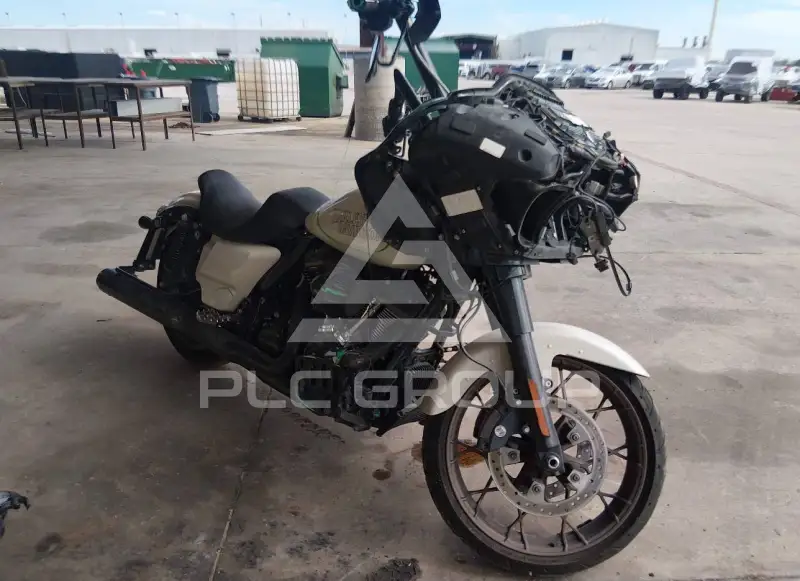 2023 Harley-Davidson FLTRX photo