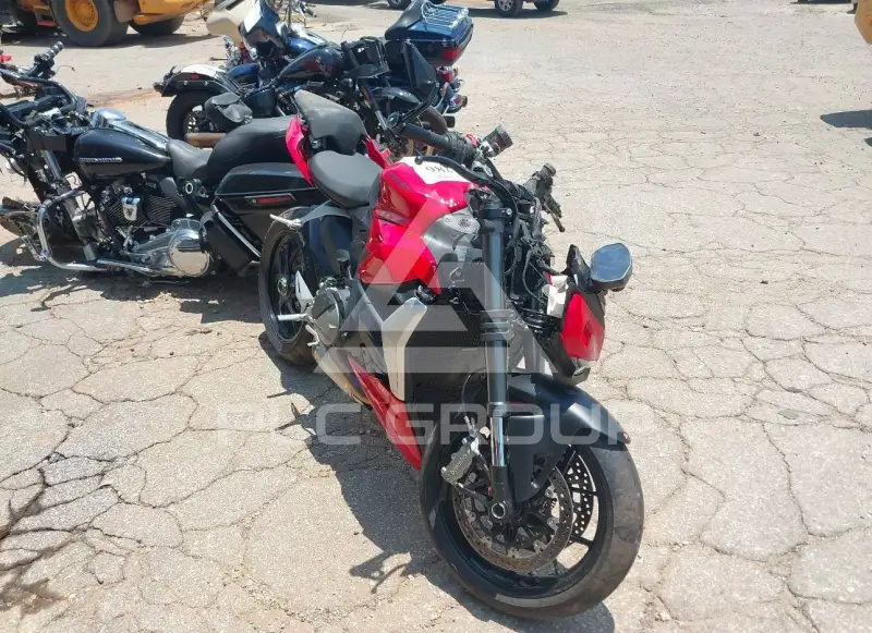 2023 Ducati STREETFIGHTER фото