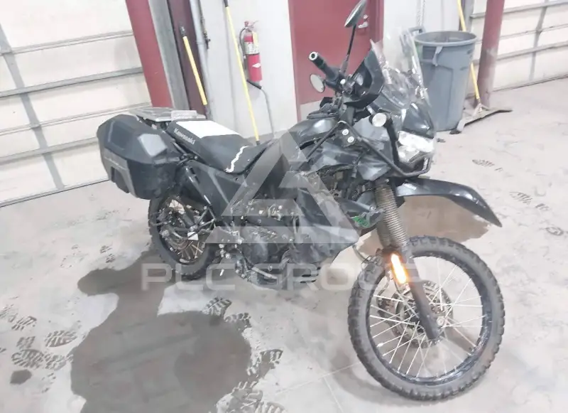 2023 Kawasaki KL650 photo