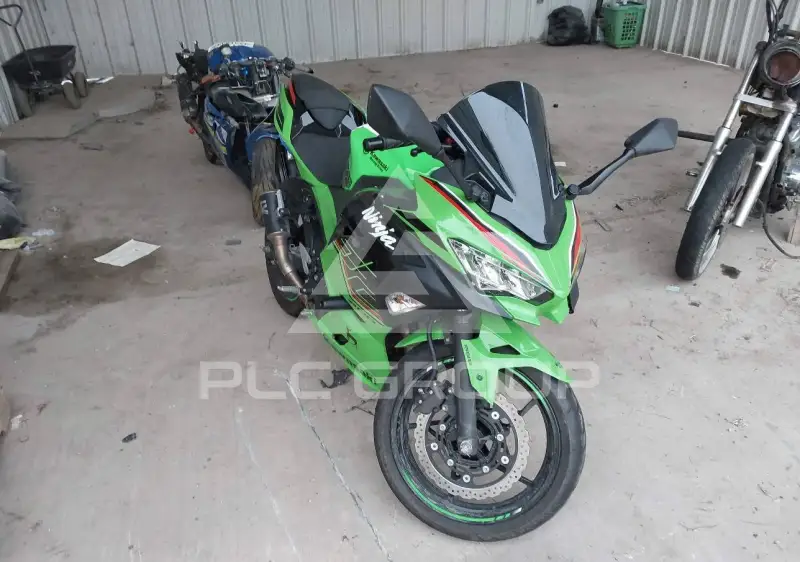 2023 Kawasaki EX400 фото