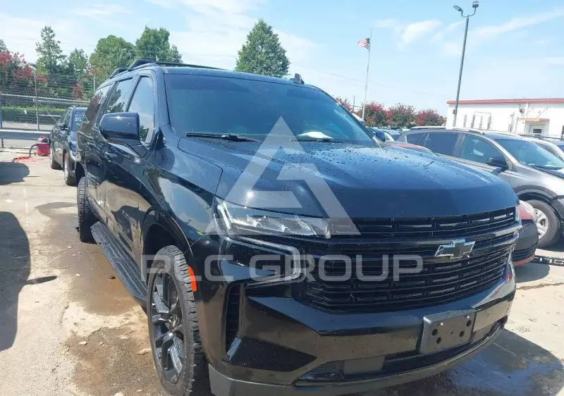 2023 Chevrolet Suburan photo