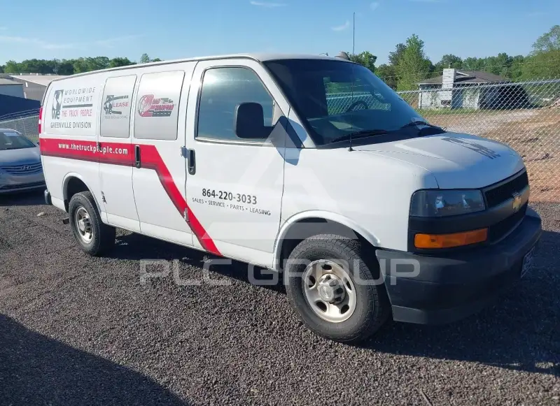 2023 Chevrolet EXPRESS фото
