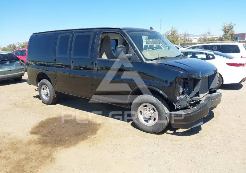 2023 Chevrolet EXPRESS photo
