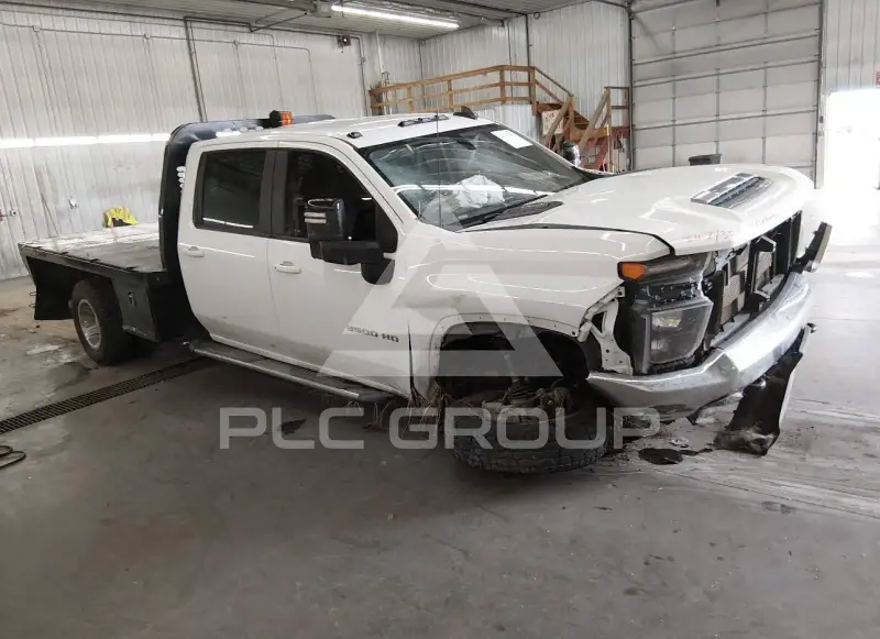 2023 Chevrolet SILVERADO фото