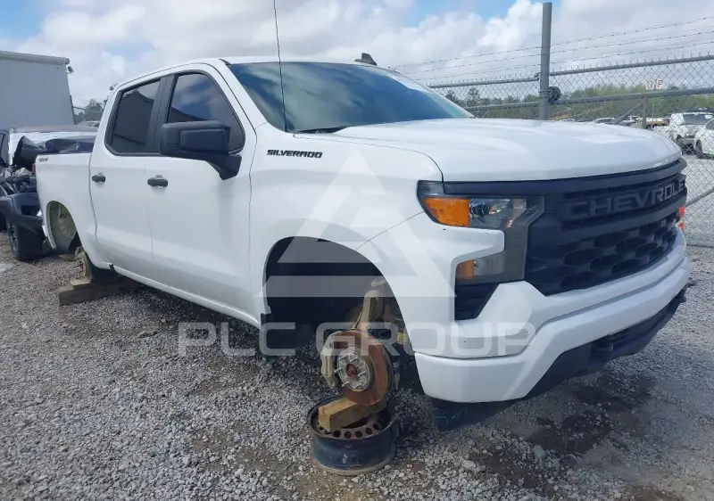 2023 Chevrolet Silverado фото