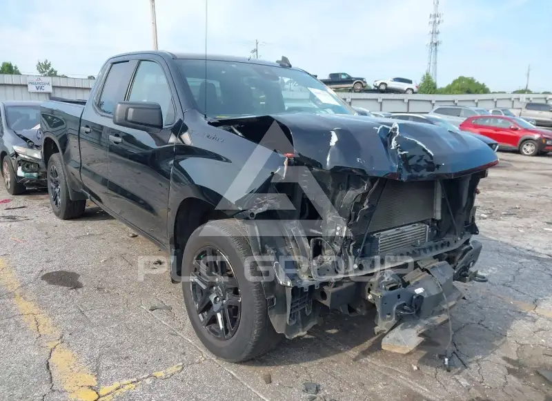 2023 Chevrolet Silverado фото