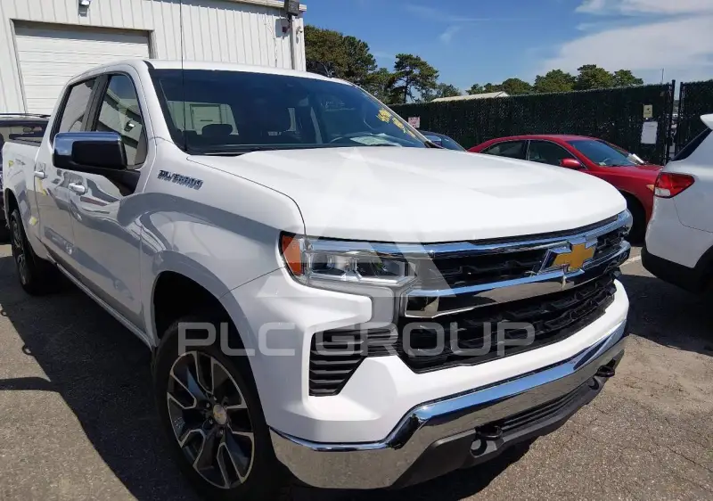 2023 Chevrolet Silverado фото