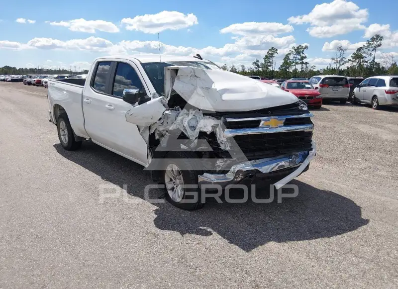 2023 Chevrolet Silverado photo