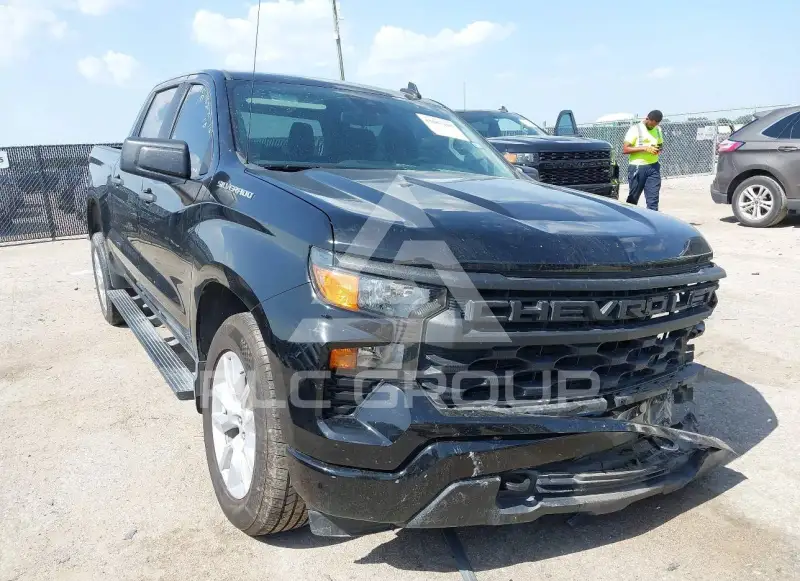 2023 Chevrolet Silverado фото