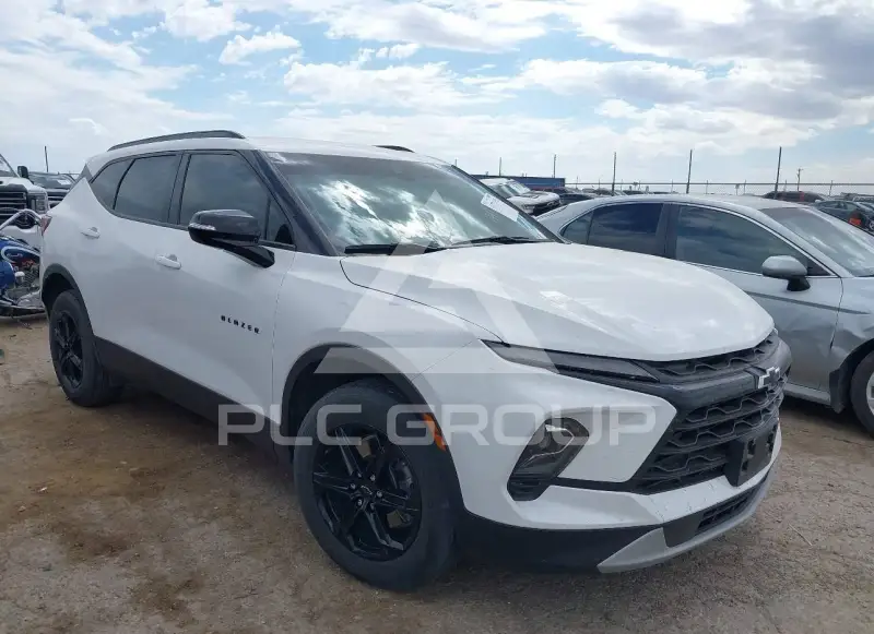 2023 Chevrolet Blazer photo